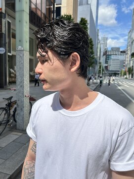 ビュートリアム265(BEAUTRIUM 265) メンズヘア オールバックヘア ジェル仕上げ パーマ 銀座