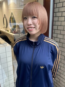 シイ(SIE) ぱつっとボブ◎