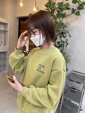 アム(am) 切りっぱなしボブグレージュボブミルクティーベージュボブ