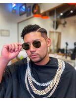 キングコング バーバーショップ バイ アルバレス(KING KONG BARBERSHOP by ALVAREZ)&nbsp;サイドパート+パーマ/小手指/所沢市バーバー/フェード/入間