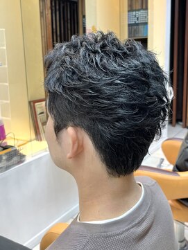 クオリス 上板橋店(QUALIS) 30代40代◎大人フェザーショート×ビジネス