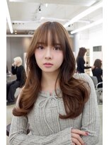 ヒュー 広島(HEW)&nbsp;王道愛されツヤ髪ミルクティーブラウンミディアムレイヤー