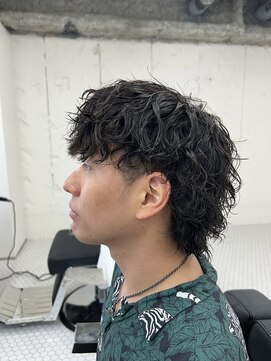 ネイビー(NAVY) 波巻きウルフ