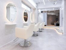 エス(Ess)の雰囲気（写真映えする店内!!綺麗なヘアスタイルでお写真撮影可能です!!）