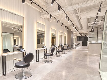 ラフィス ヘアー クラン 広島本通店(La fith hair clan)の写真