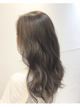 ウィズ リル ホワイト(wiz lil white) wiz lil ヘアスタイル