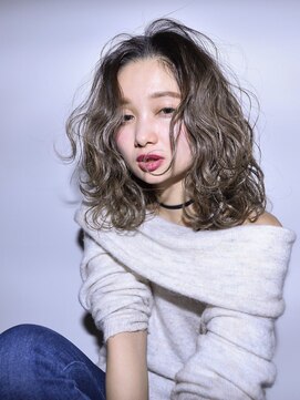 アルバム 銀座(ALBUM GINZA) 外国人風ミディ_アッシュブラウンネオウルフ外ハネボブ_7299