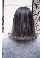 ティンク 天神(Tink)&nbsp;地毛風/グレージュ/外ハネ/ボブ/ツヤ感