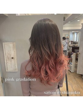 ワット 新宿店 【W-新宿店 担当Satomi】大人可愛いピンクグラデーション！