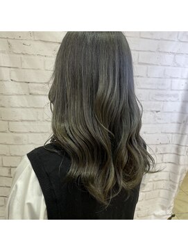 アパルトメント ジェシカ(l'appartement de Jessica) オリーブグレージュ