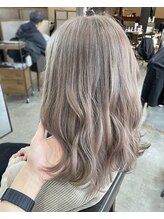 カトル ヘア デザイン(Quatre hair design) クリーミーホワイトベージュ