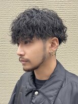 フィフス 栄(fifth)&nbsp;波巻きスパイラルパーマツーブロックメンズマッシュ栄