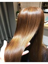 カミケンガレリア(kamiken. galleria)&nbsp;まとまる艶髪ストレート綺麗なめらか美髪【カミケンガレリア】