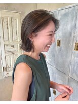 カムジーヘッド(COMEGHEAD)&nbsp;ダブルカラーミルクティーベージュカラーケアブリーチ韓国ボブ