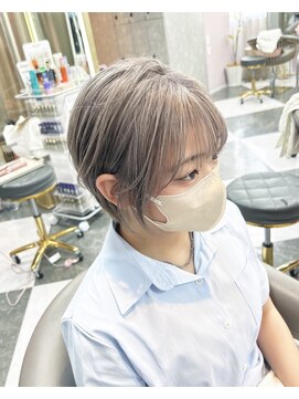 ガルボヘアー 名古屋栄店(garbo hair) ハイトーンホワイトカラーブリーチカラー10代20代