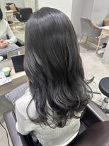 カノイ(KANOI)&nbsp;ベージュカラー/レイヤースタイル/ミディアムレイヤー/韓国巻き