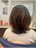 ミディアム/外はね/小顔/内巻き/40代/50代/明るい白髪染め