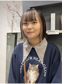 ヘムライトインナーカラーブリーチブロンドベージュ外ハネボブ