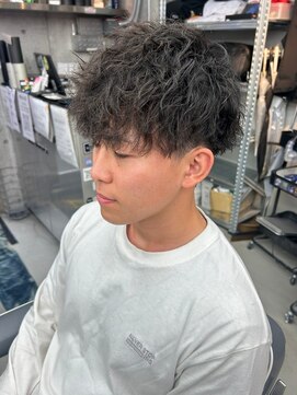 ダムディートウキョウ 錦糸町店(DAMDEE TOKYO) ツーブロックツイストパーマ