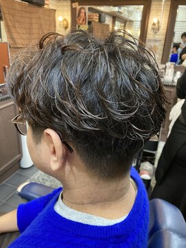 ルピナス 中田(Lupinus) かき上げニュアンスパーマ