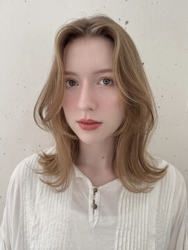 ビーチ(BEACH) ミディアムレイヤーカット 大人ガーリー 似合わせカット 韓国