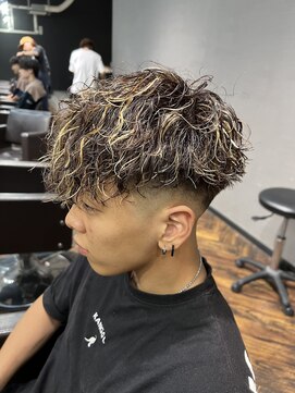 スキル(SKILL) 【SKILL】メンズ/ブリーチ/眉毛/パーマ/ツイストスパイラル