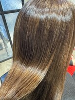 ルームス(ROOMS)&nbsp;【銀座大人世代】圧倒的なツヤ。極上ブラウンのストレートロング