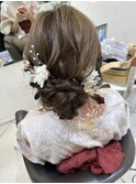 ゆるふわシニョンアレンジ