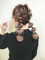 コンパス(COMPASS) ローツインテールアレンジ