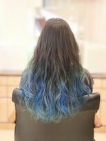 リブル 西葛西(Lible)&nbsp;夏にオススメ！ブラック×ブルーのグラデーション