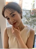 透明感オリーブアッシュカーキベージュ[おもろまち駅/沖縄新都心