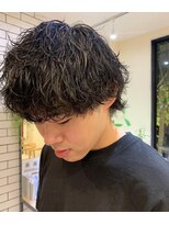 シフト(SHEEFT) メンズ 波巻きツイストスパイラルショートカット 黒髪暗髪