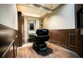 N.BARBER HIROO【エヌドットバーバー】