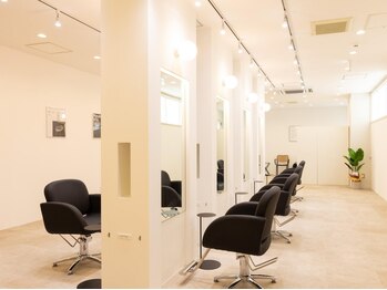 アグヘアー カスイ 川沿店(Agu hair kasuy)の写真/センス×プチプラが人気の注目サロン！計算されたカットでセットしやすい優秀Styleに！毎朝を楽に可愛く☆