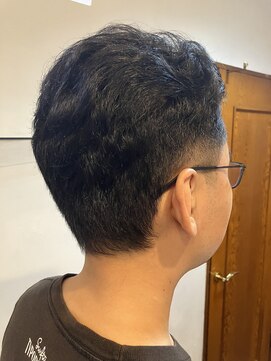 フリースタイル 立川(@.Freestyle) S'レイヤー(サイドブロック×刈り上げ）