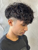 ニアウ 伊勢崎連取店(Niau)&nbsp;波巻きスパイラルパーマツイストスパイラルパーマシャドウパーマ