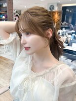 アフロート ルヴア(AFLOAT RUVUA)&nbsp;隙間隠し小顔顔周りレイヤー後れ毛カット/ミルクティーベージュ