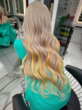 ラピス 渋谷本店(Lapis) ホワイトグレージュ/ミニウルフ/チェリーブラウン/エクステ