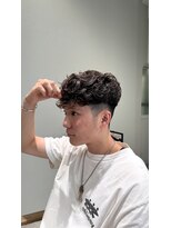 ダイアモンドリリー(Diamond Lily)&nbsp;MEN’S HAIR/サーフカール/刈り上げセンターパート/一宮