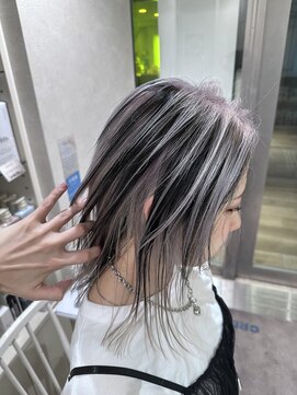 クレア 下北沢(CREA) ホワイト&ブラック