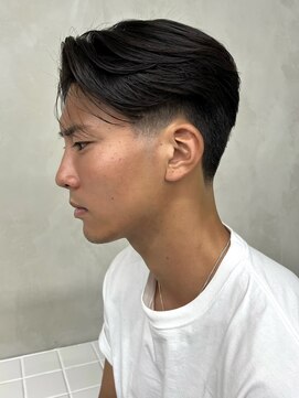 ニコ トウキョウ 渋谷(nico TOKYO) 刈り上げセンターパートテーパーフェードカットニュアンスパーマ