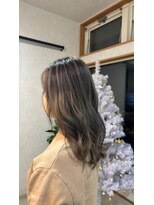 イースブルーレア(Y’s BLUE le'a)&nbsp;全体ブリーチバレイヤージュ