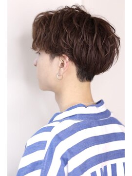 リップス 仙台annex(LIPPS) ゆるっとパーマの外国人風センターパート