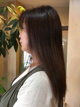 アンズヘアー ロング　ストレートヘア