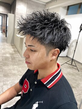 アンダーバーホワイト(_WHITE) スパイラルツイストパーマ