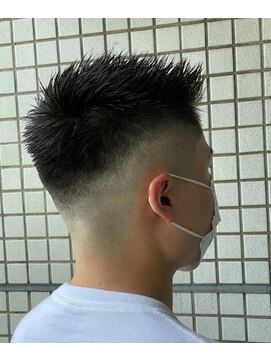 ネクサスアンドコー 錦糸町店(NEXUS&Co.) スパイキーフェード[錦糸町]<理容室>