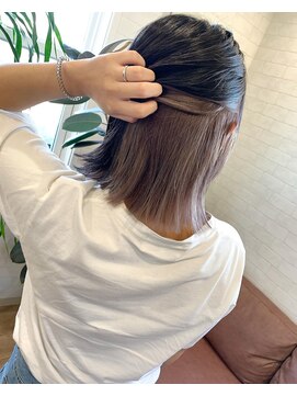 トルーフ(TLOOF) パッっとボブ×ピンクミルクティーインナーカラー