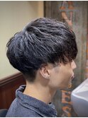 フェードカットかき上げヘアニュアンスマッシュサイドパート