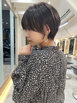 ロンド 表参道店(Lond) 【三ツ木一生】丸みで可愛いショートヘア