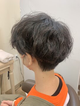 アルターリール(aL ter Rire) ショート波巻きパーマ/福原遼華